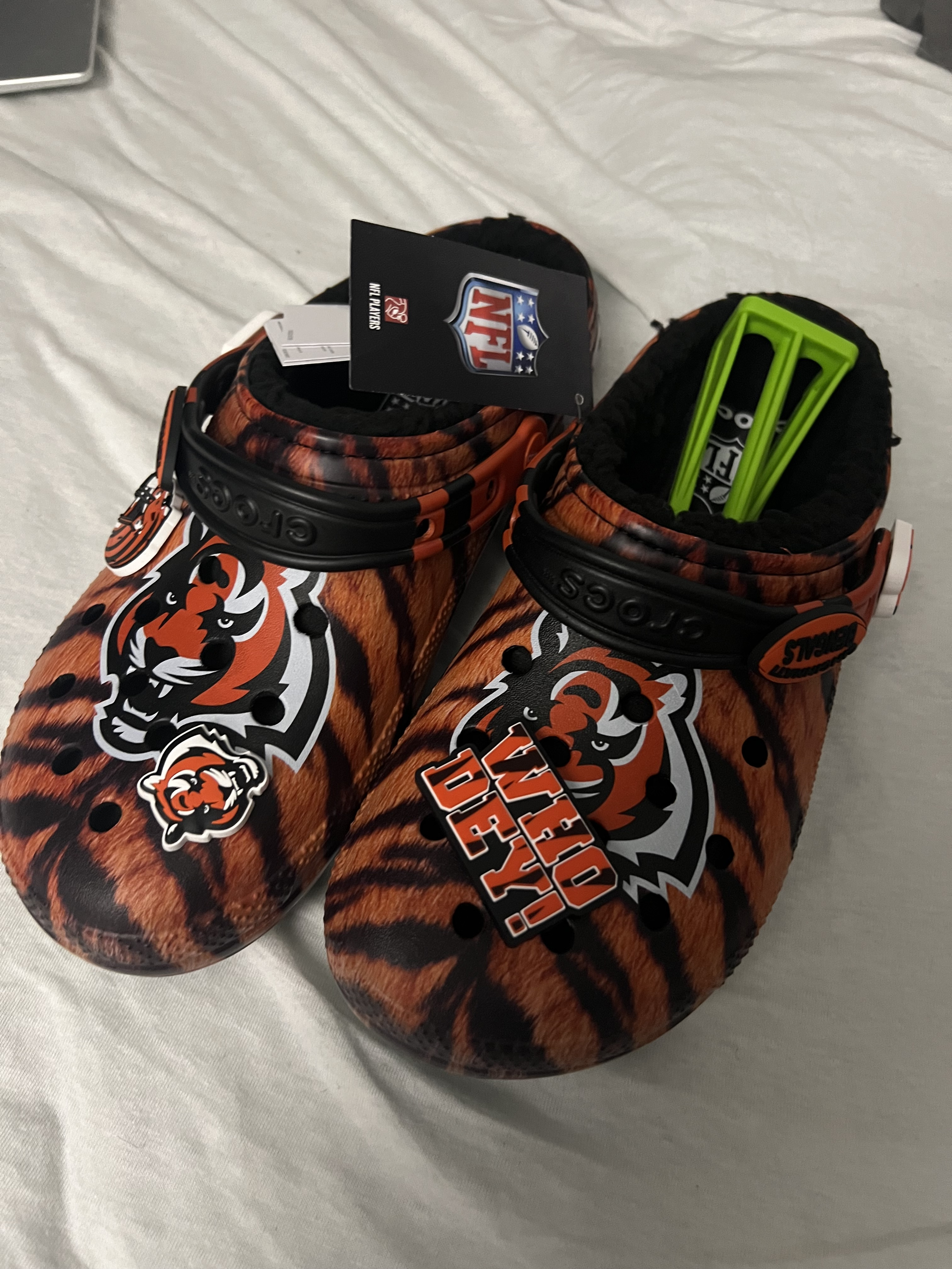 Crocs nfl bengals