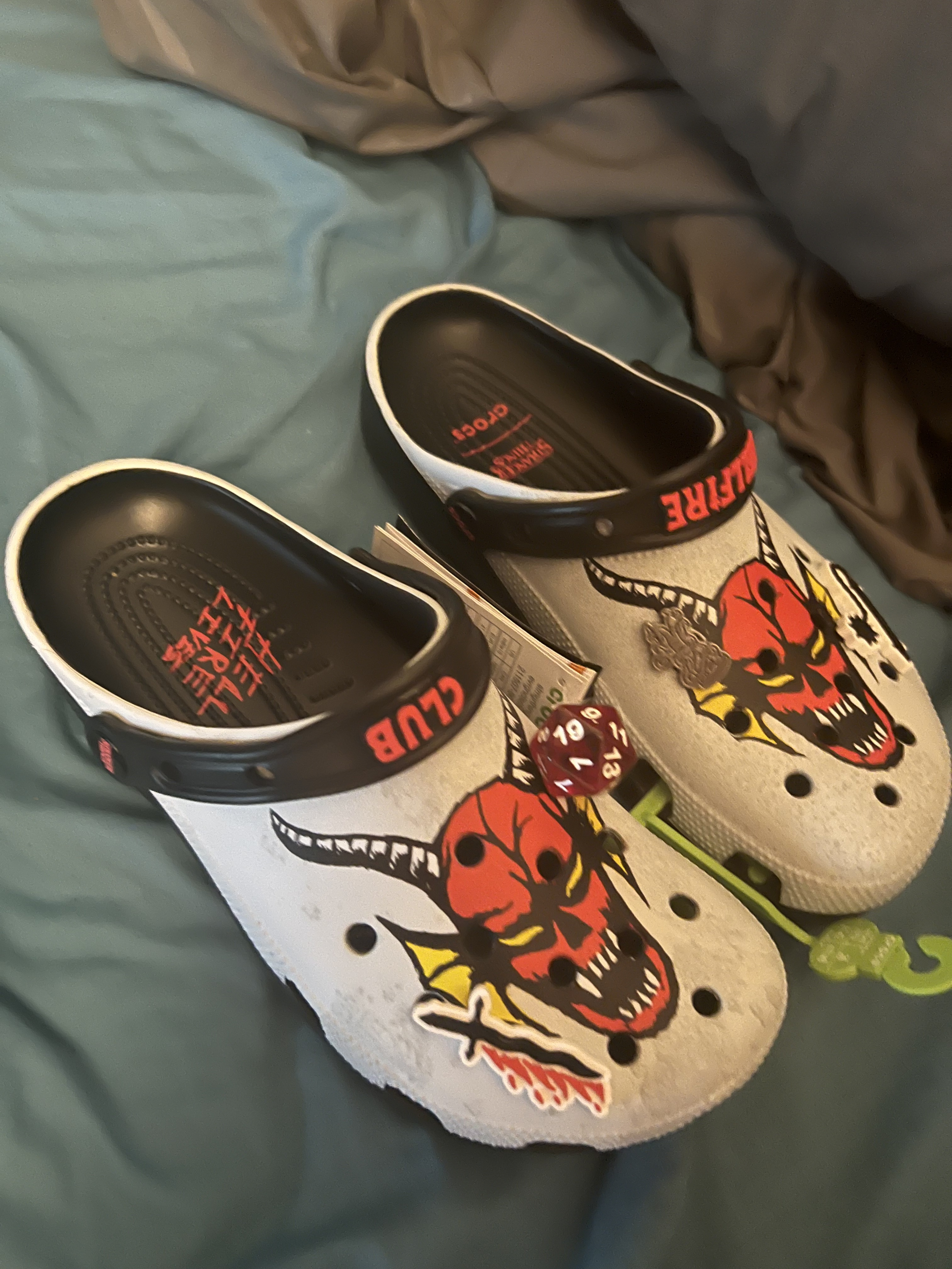 Crocs stranger things - Image 2
