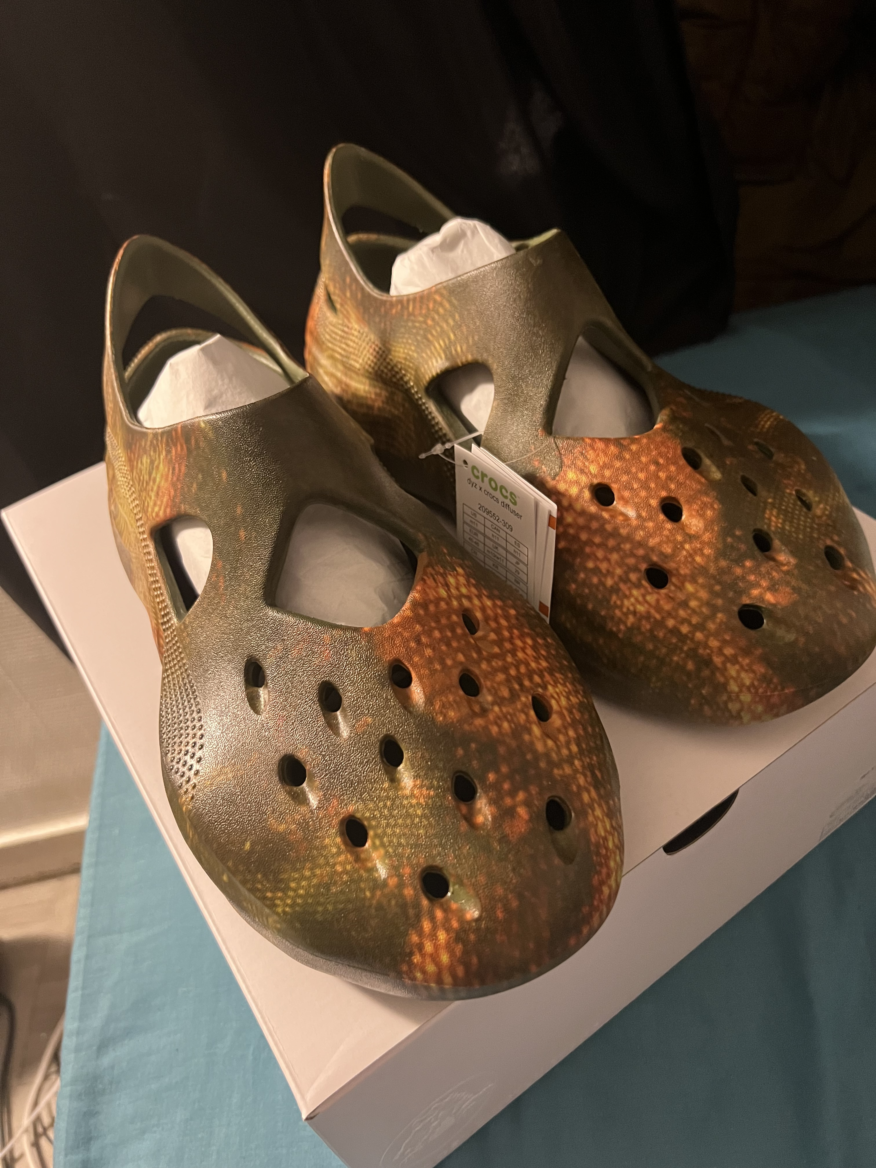 Crocs dingyun