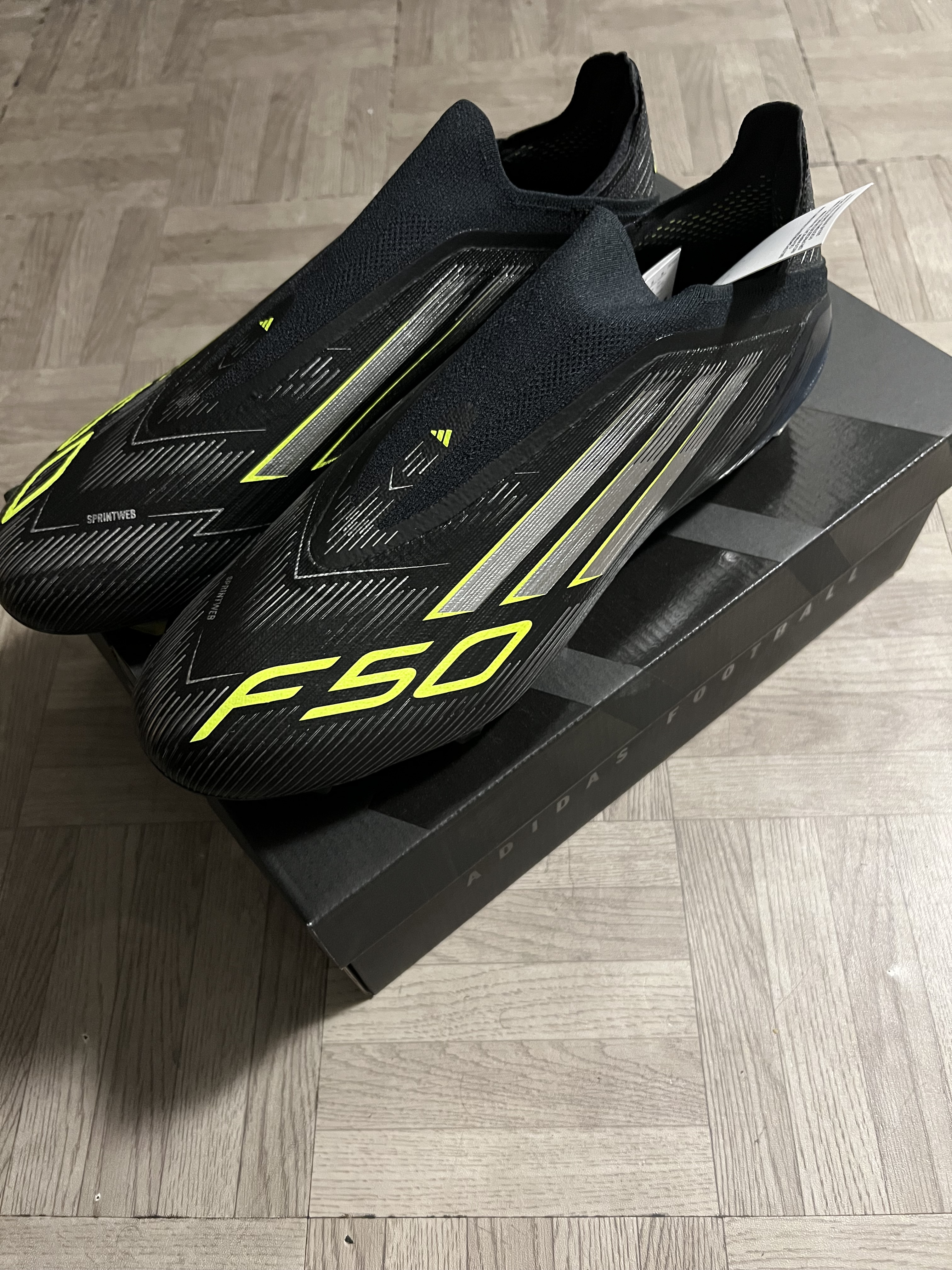 Crampon adidas F50 élite